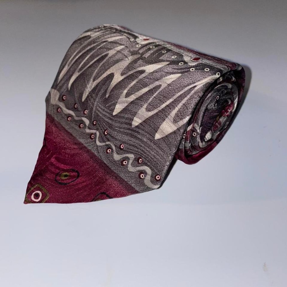 Vtg Albert Nipon‎ Grey and red abstract print 100% silk tie
